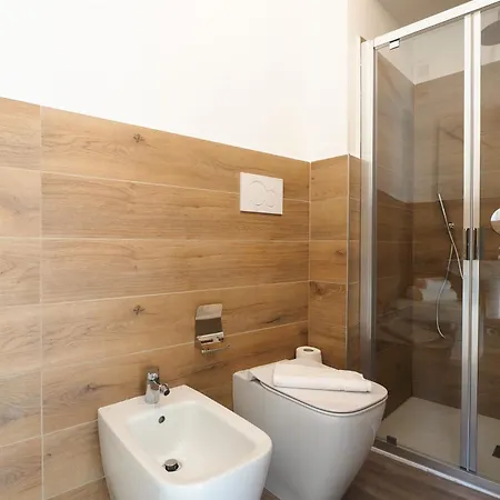 Plana - Tennis Club Guest house Milan